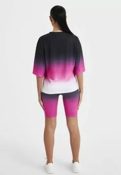 SikSilk Fade Crop - T-Shirt Print - Pink 9 SikSilk Fade Crop - T-Shirt Print - Pink -Outlet SikSilk Winkel 0165369f9b6f4152938d86509b4c23db