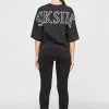 SikSilk Branded Crop - T-Shirt Print - Black -Outlet SikSilk Winkel 04432e67cb1f4f559a7baa8723f53f2e