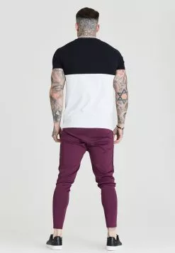 SikSilk Taped Blocked - T-Shirt Basic - Black,White 9 SikSilk Taped Blocked - T-Shirt Basic - Black,White -Outlet SikSilk Winkel a2ea85492d3b4b66a0a8894e527799b1