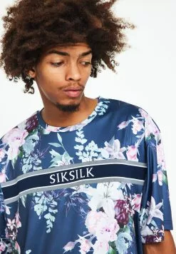 SikSilk Floral Print - T-Shirt Print - Navy -Outlet SikSilk Winkel b7f059b144044a71a056929e4ec2067d