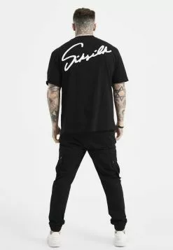 SikSilk Script Embroidery - T-Shirt Print - Black 9 SikSilk Script Embroidery - T-Shirt Print - Black -Outlet SikSilk Winkel e4787c17ecfb48dc97d58c0276227ec6