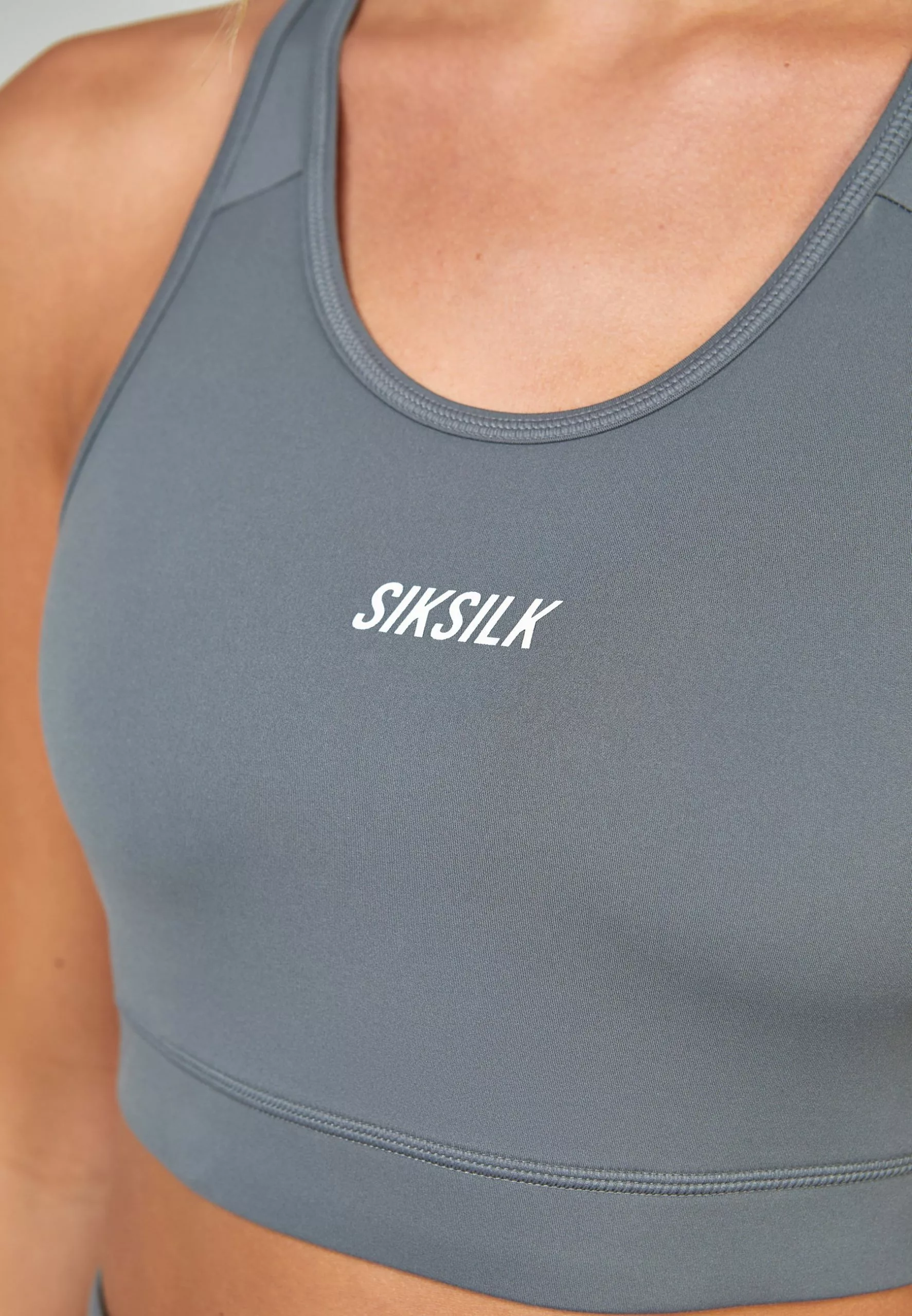 SikSilk Sports Performance Crop - Top - Grey 6 SikSilk Sports Performance Crop - Top - Grey - Afbeelding 4