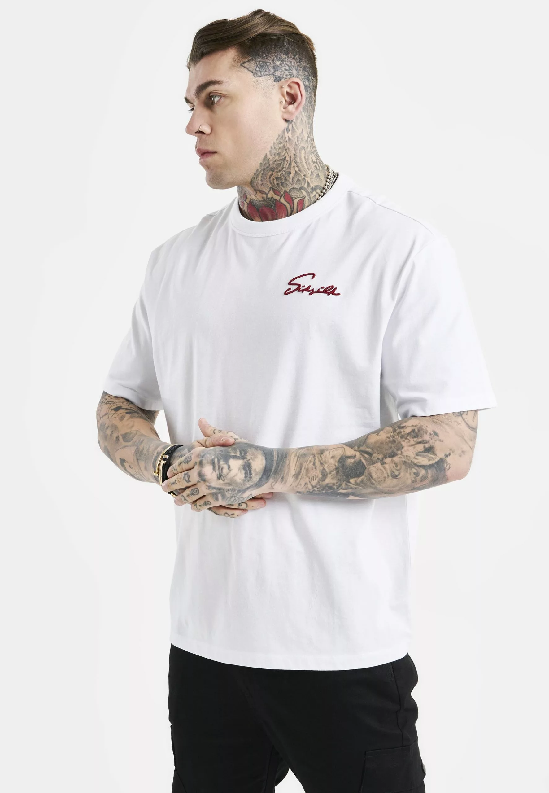 SikSilk Script Embroidery - T-Shirt Print - White 5 SikSilk Script Embroidery - T-Shirt Print - White - Afbeelding 3